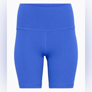 Aritzia TnAction TnaBUTTER Biker Shorts